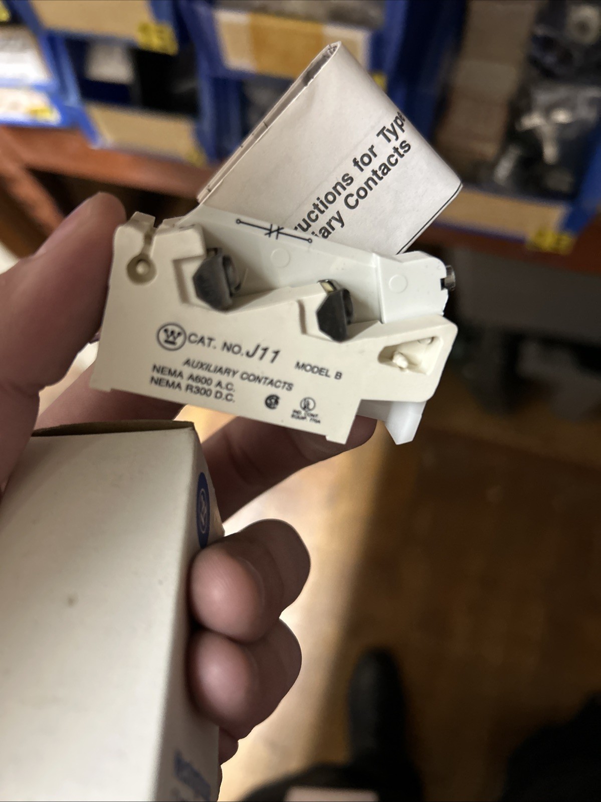 Westinghouse J11 Auxiliary Contact Model B