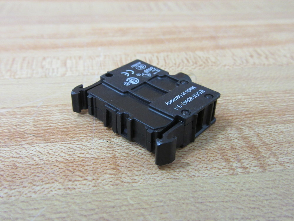 Moeller M22-LEDC230-W Lamp Module M22LEDC230W