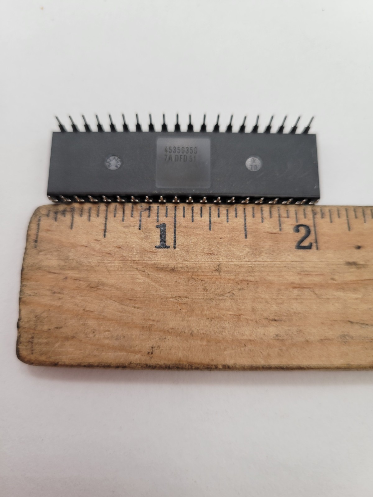 3PC Intel P8031AH Microcontroller 8-Bit 40-Pin 3.5 MHz to 12 MHz DIP40 Socket