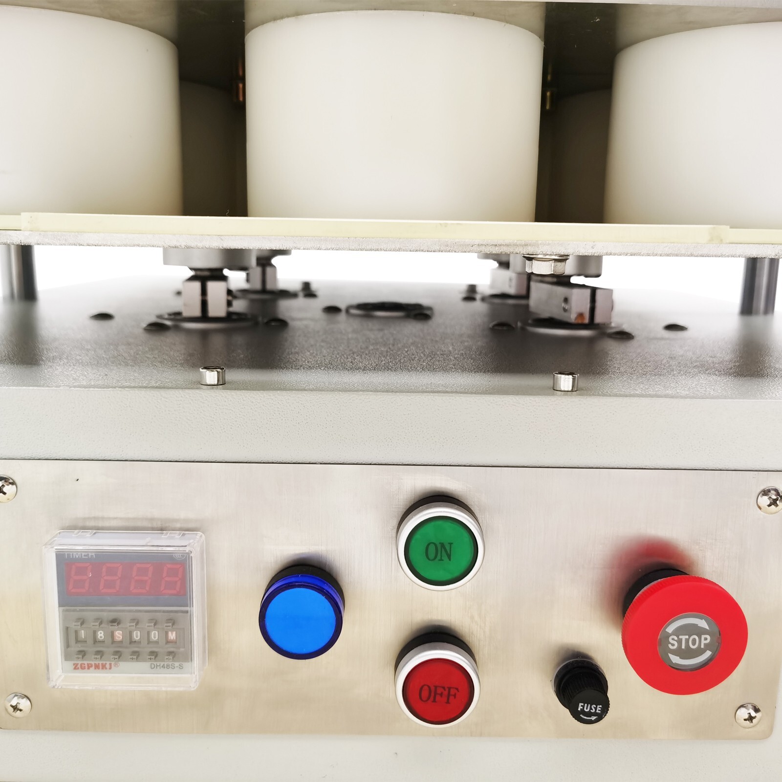 110V Semi-Auto Dough Divider Rounder 14Blocks 100-180g Bakery Dough Dividing