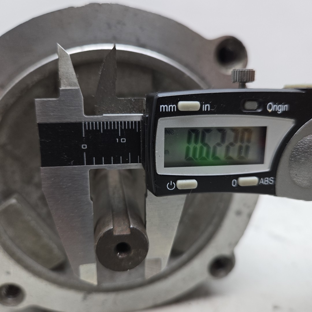Baldor KM3454 Industrial Electric Motor 1/4 Hp 1725 Rpm 230/460 Volt 3Ph 56C Fra