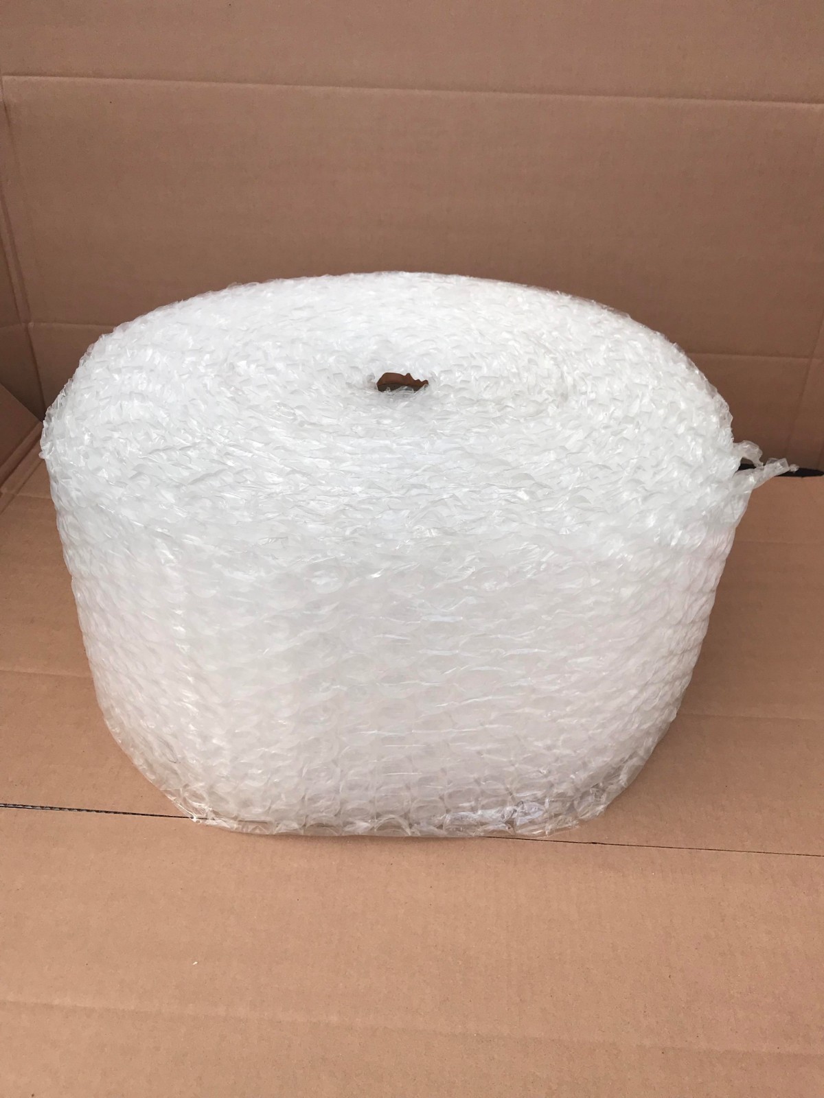 Yens® 1/2″x 12” Large Bubbles Cushioning Perforated 125 ft Mailing / Protection