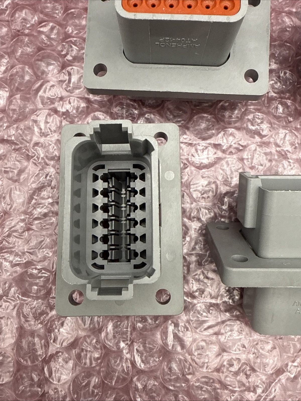 Pack of 5 Amphenol AT04-12PA-L012 DT 12 Way Gray Receptacle Connector w/ Flange