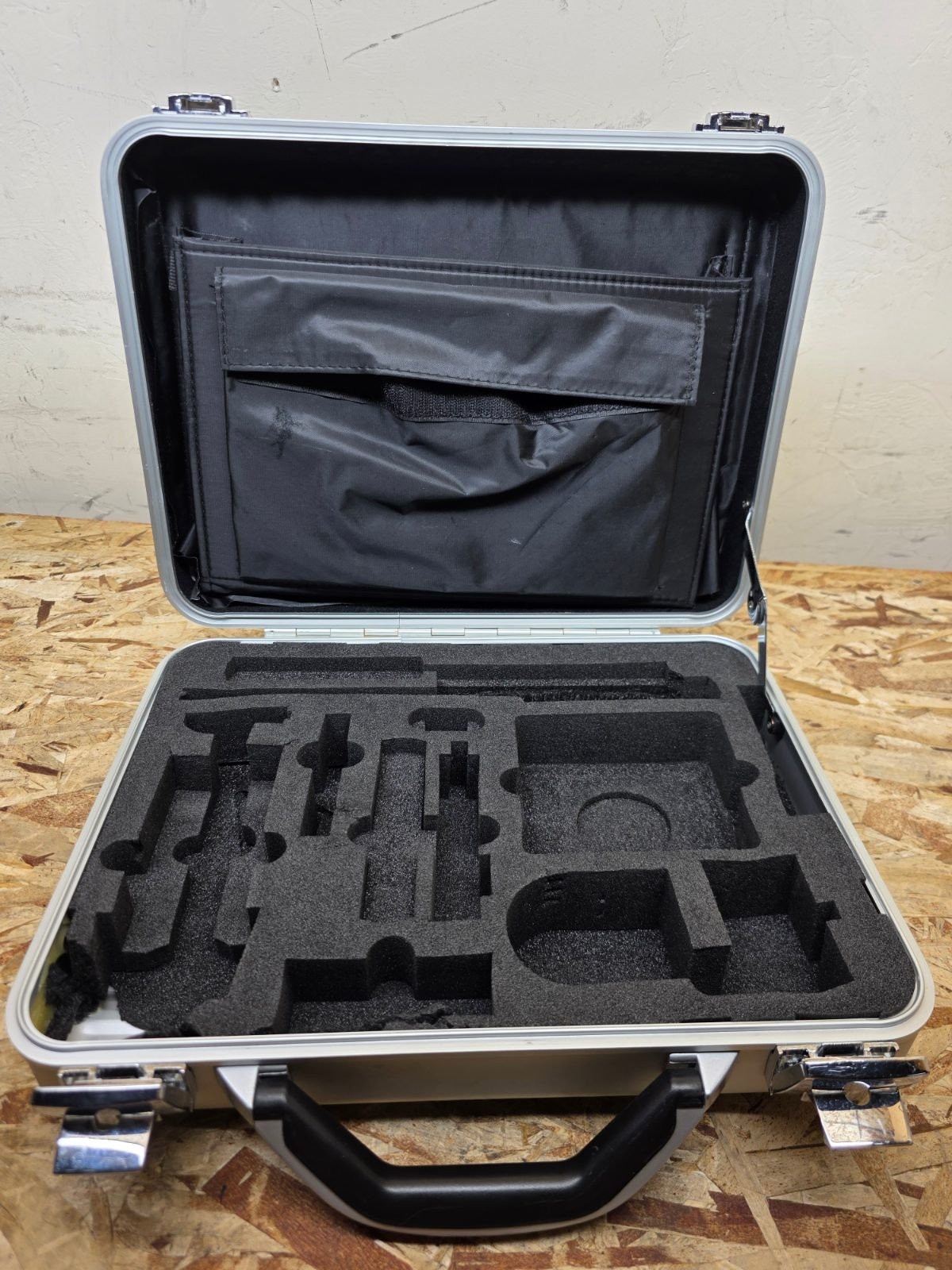 RaySafe Hard Carrying Case with Custom Foam Insert for Medical Equipment