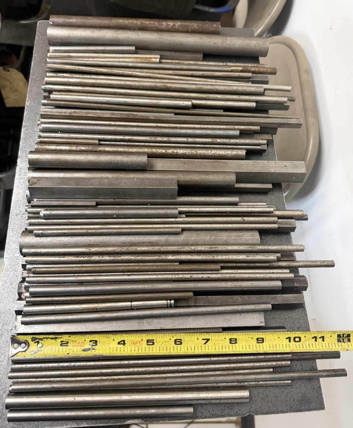 37.60 lbs Misc Carbon & Alloy Steel Round Bar Stock – Mixed Grades