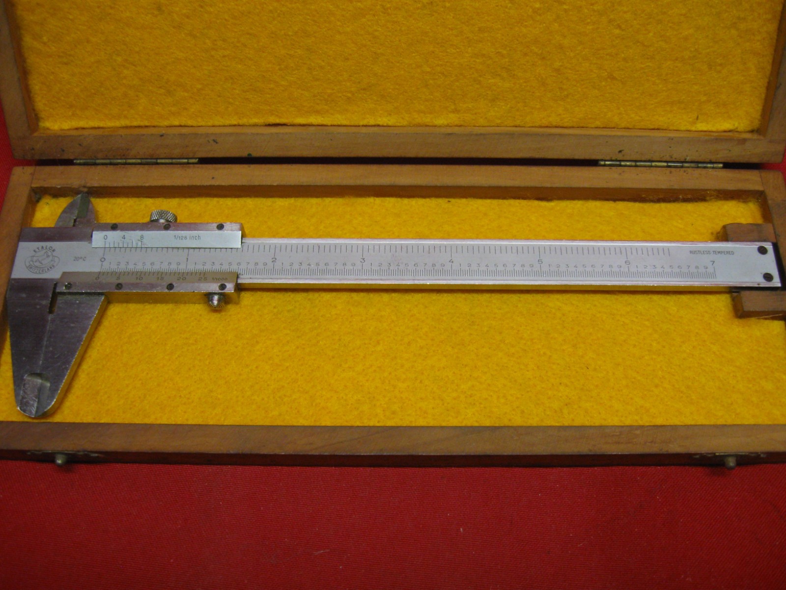 ETALON SWITZERLAND 7″ CALIPER WITH ORIGINAL WOODEN CASE