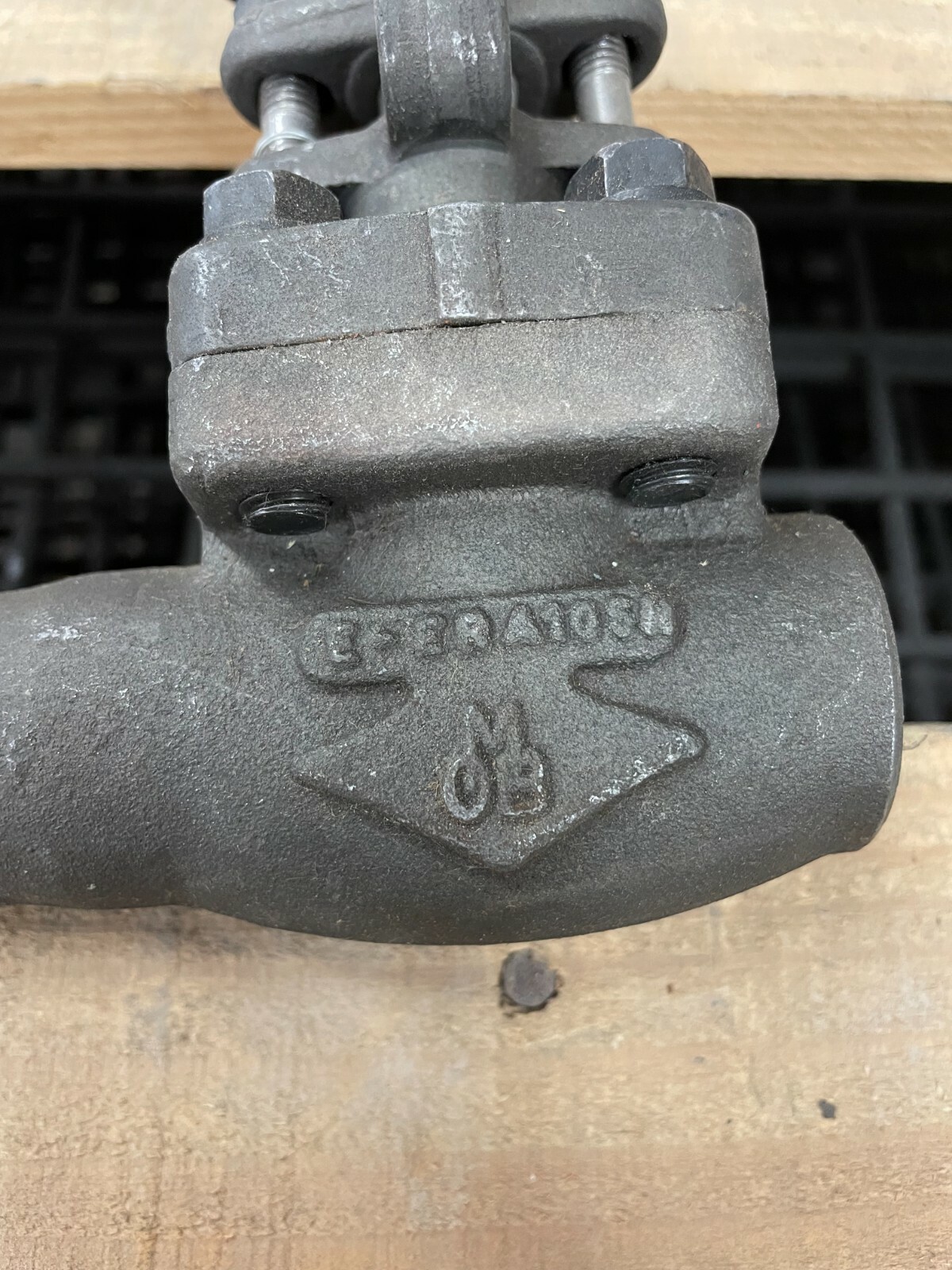 OMB MB-810 Gate Valve 1/2″ CL800 FNPT x Male Socket Insert A105N Forged Steel
