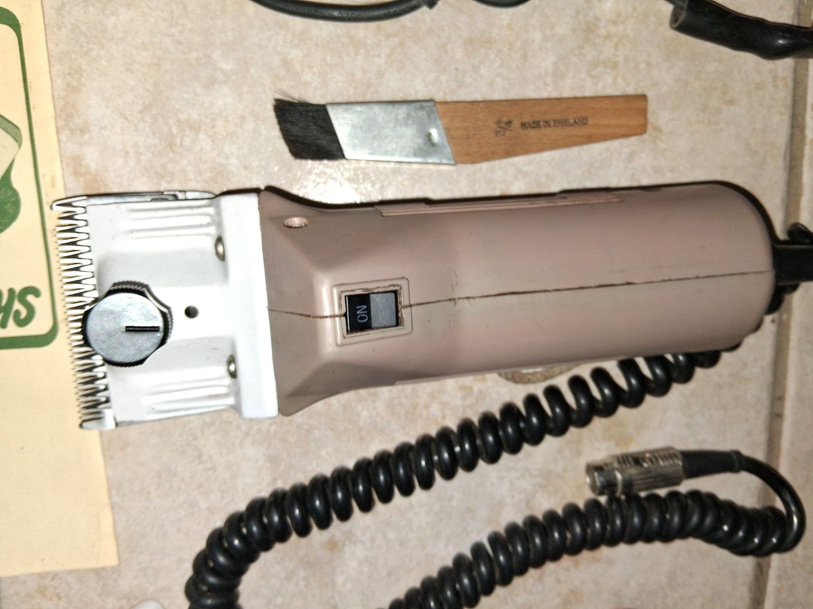Lister Showman Animal Clippers 12 volts – no battery- tested and works well .