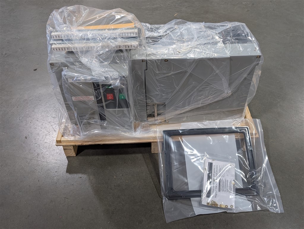 NEW 4000A Eaton Magnum DS MDSC4N Low Voltage AC Power Circuit Breaker