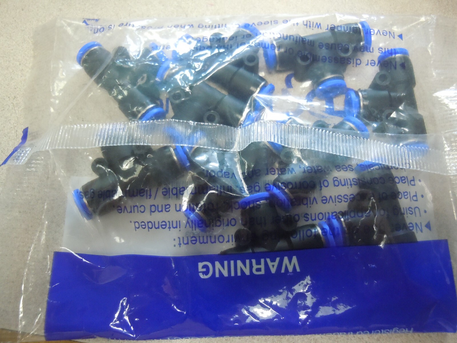 CDC 6mm to 6mm 3 Ways Push in One Touch Tee Shaped Quick Fittings BAg of 10 pcs