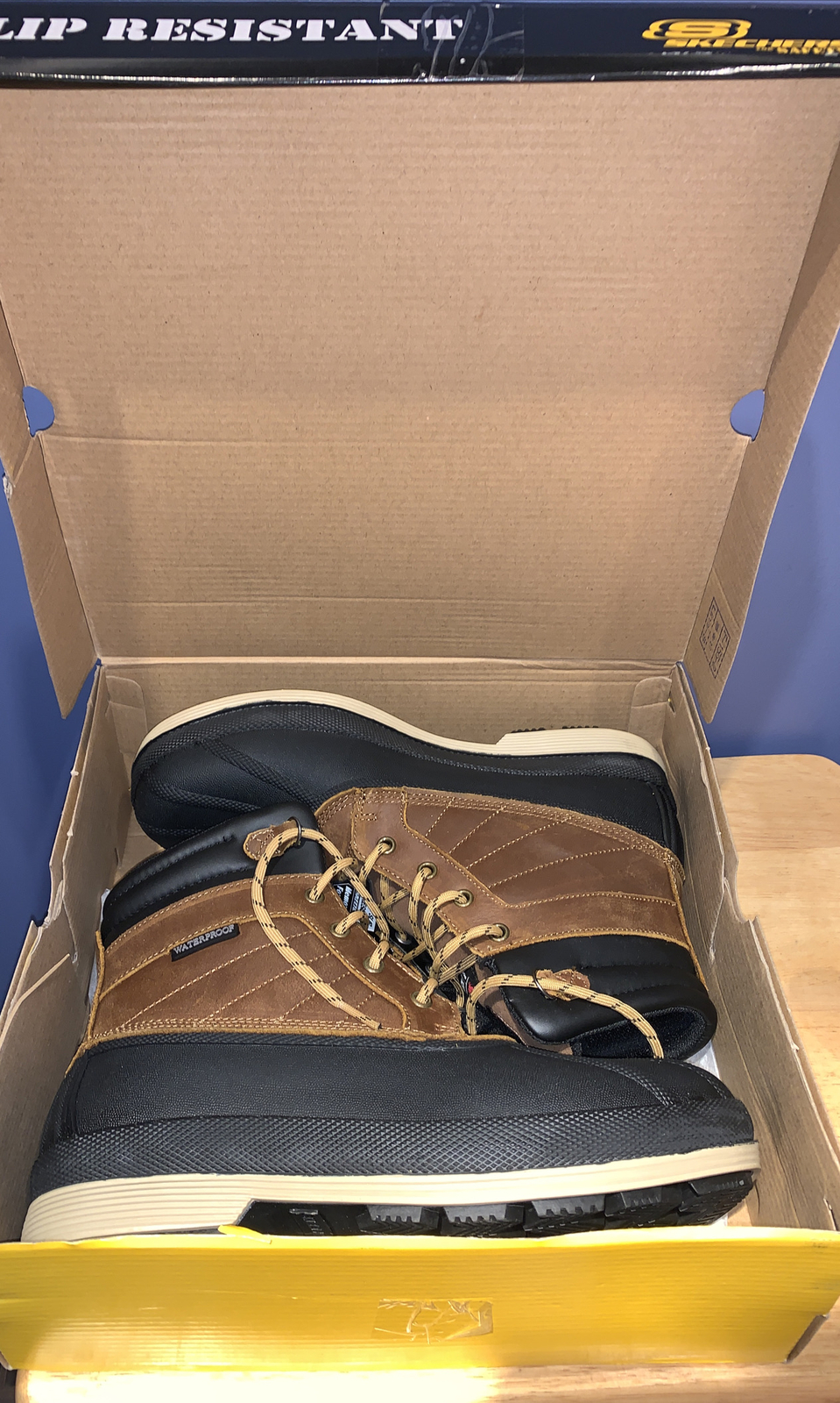 Skechers 9.5 Mens for safety Slip Resistant, Brown Robards Leather Synthetic