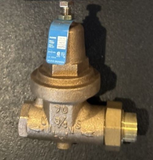 Wilkins Model 70 3/4in Brass Water Pressure Reducing Valve 25-75 PSI 34-70