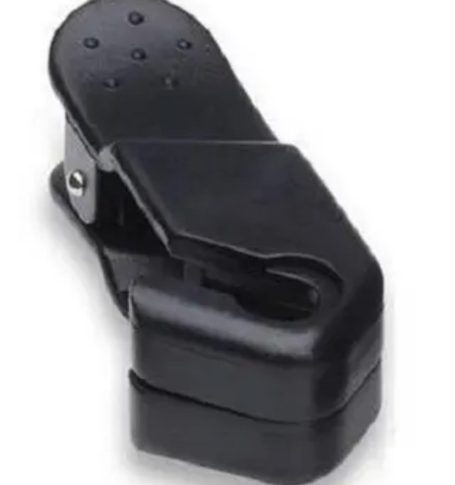 Nellcor Oximax 9pins Reusable Ear Clip Spo2 w/ Black Adapter – Same Day Shipping