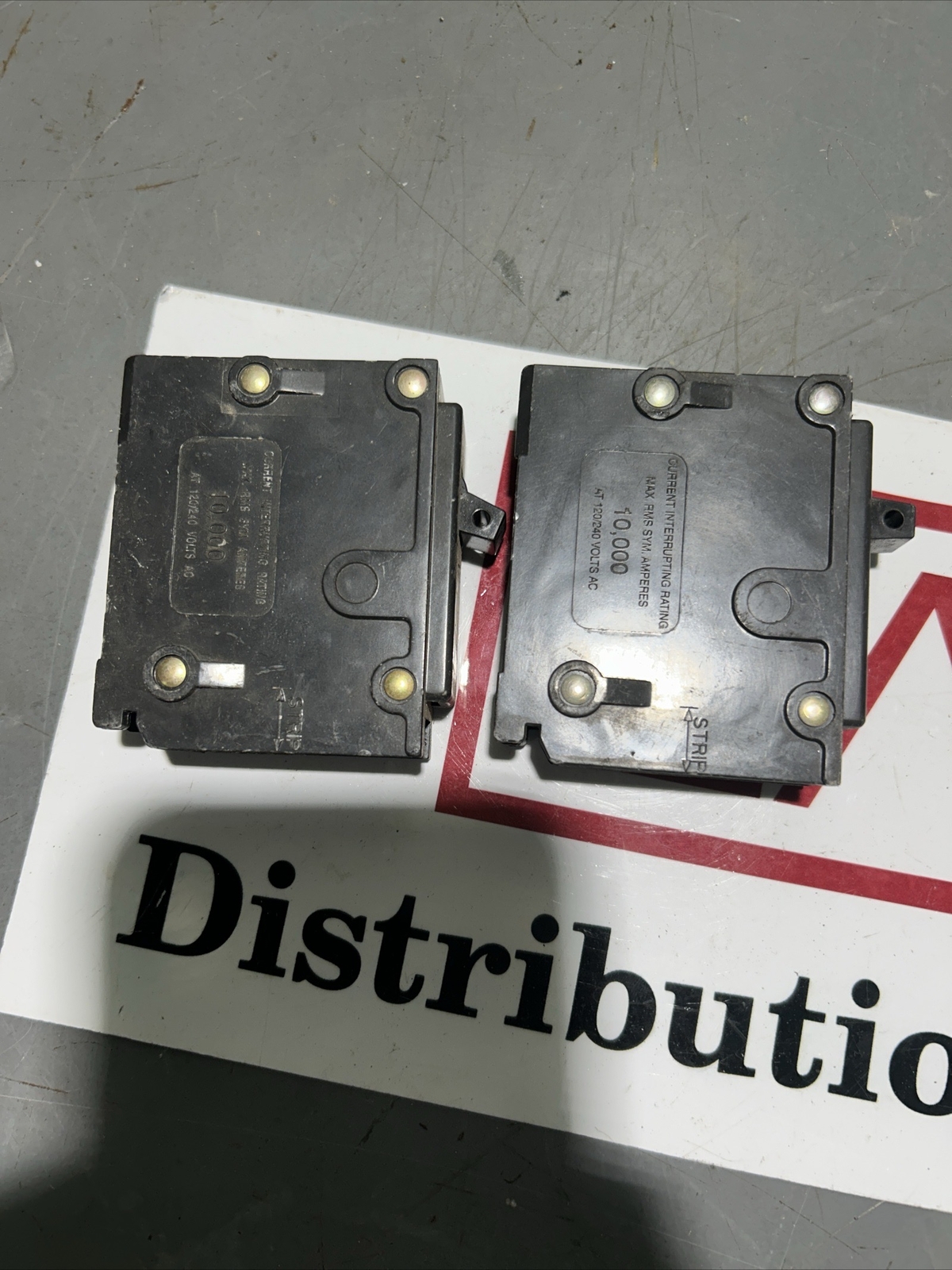 Eaton BR120 Thermal Magnetic Circuit Breaker – Black