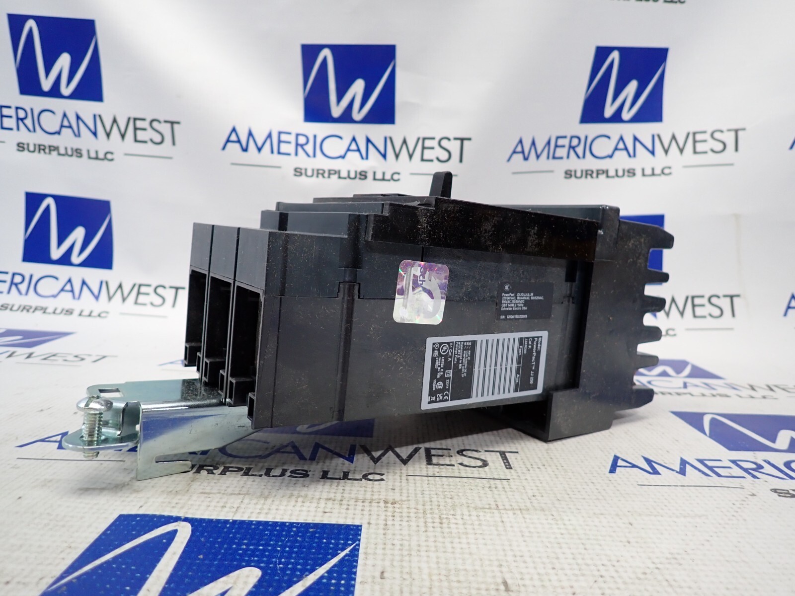 Square D JJA36200 200 Amp 3 Pole 600V I-Line Power-Pact Circuit Breaker New