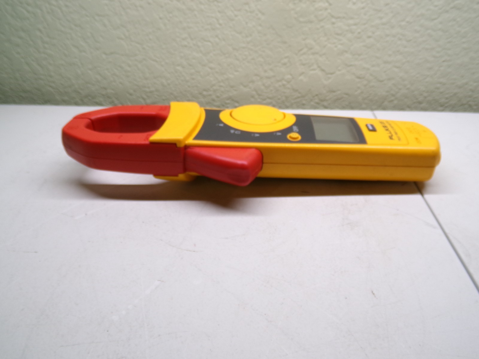 FLUKE 335 TRUE RMS CLAMP METER