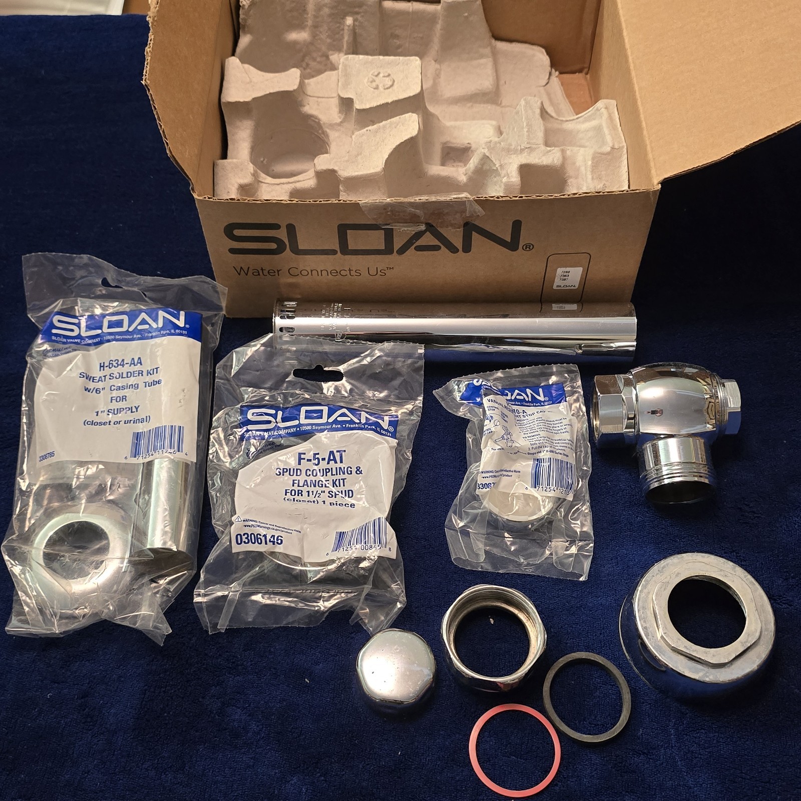 Sloan Royal 111 Chrome Manual Water Closet Flushometer 1.6 GPF (READ)