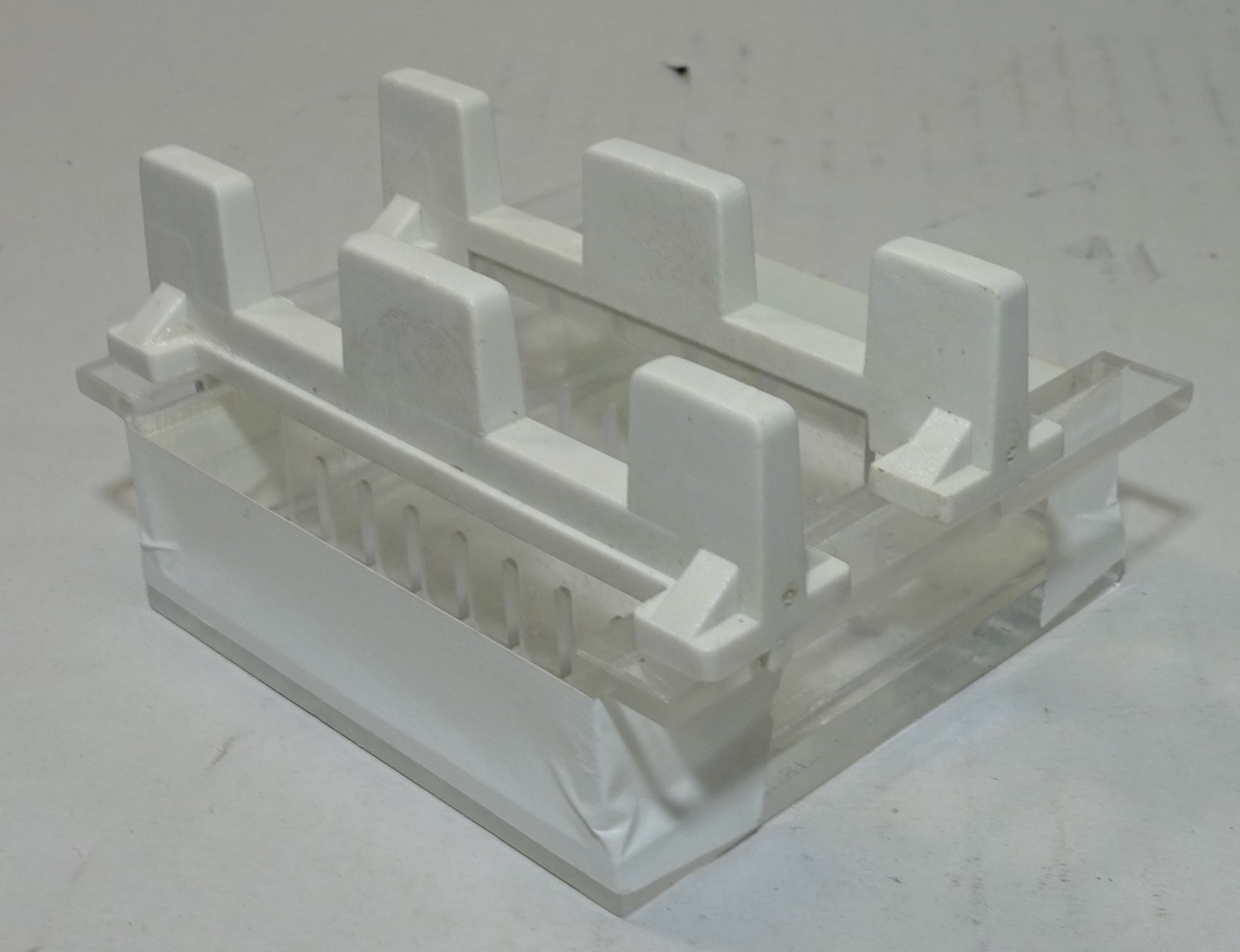 Bio-Rad Mini-Sub Cell GT DNA Electrophoresis Systems, Tray & 2 Combs, Complete