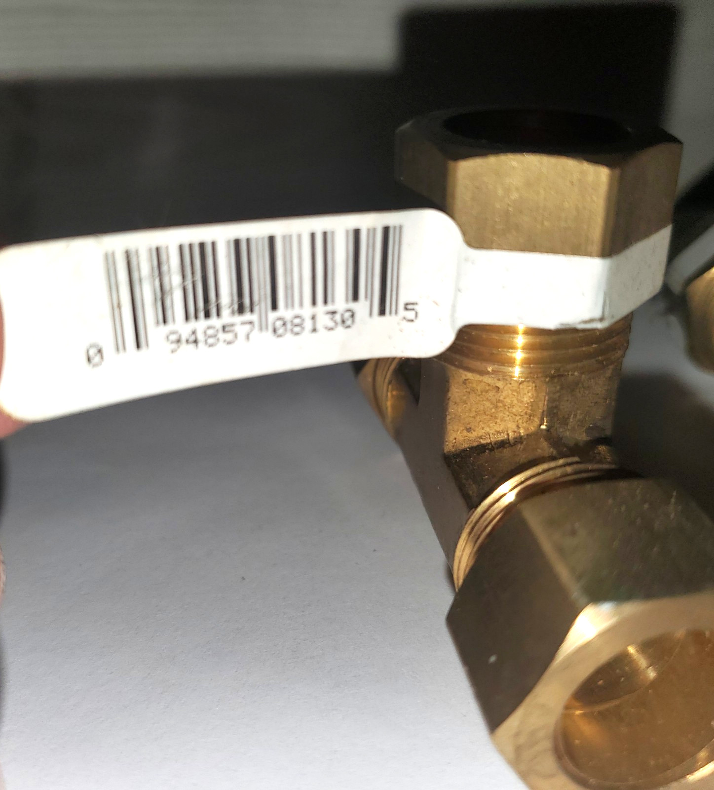 Lot of TWO 5/8” x 5/8″ x 5/8″ Brass Tee Compression Fittings