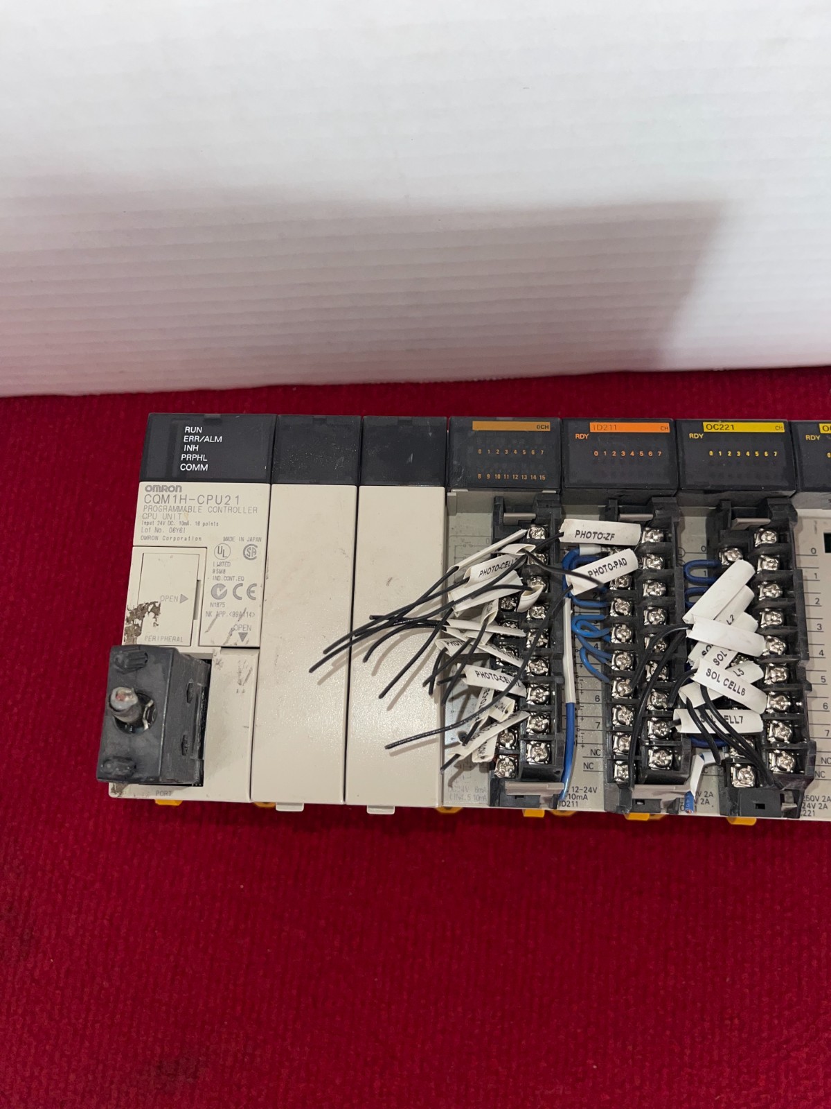 OMRON PROGRAMMABLE CONTROLLER CPU UNIT CQM1H-CPU21, OC221 (2) 0CH, ID211