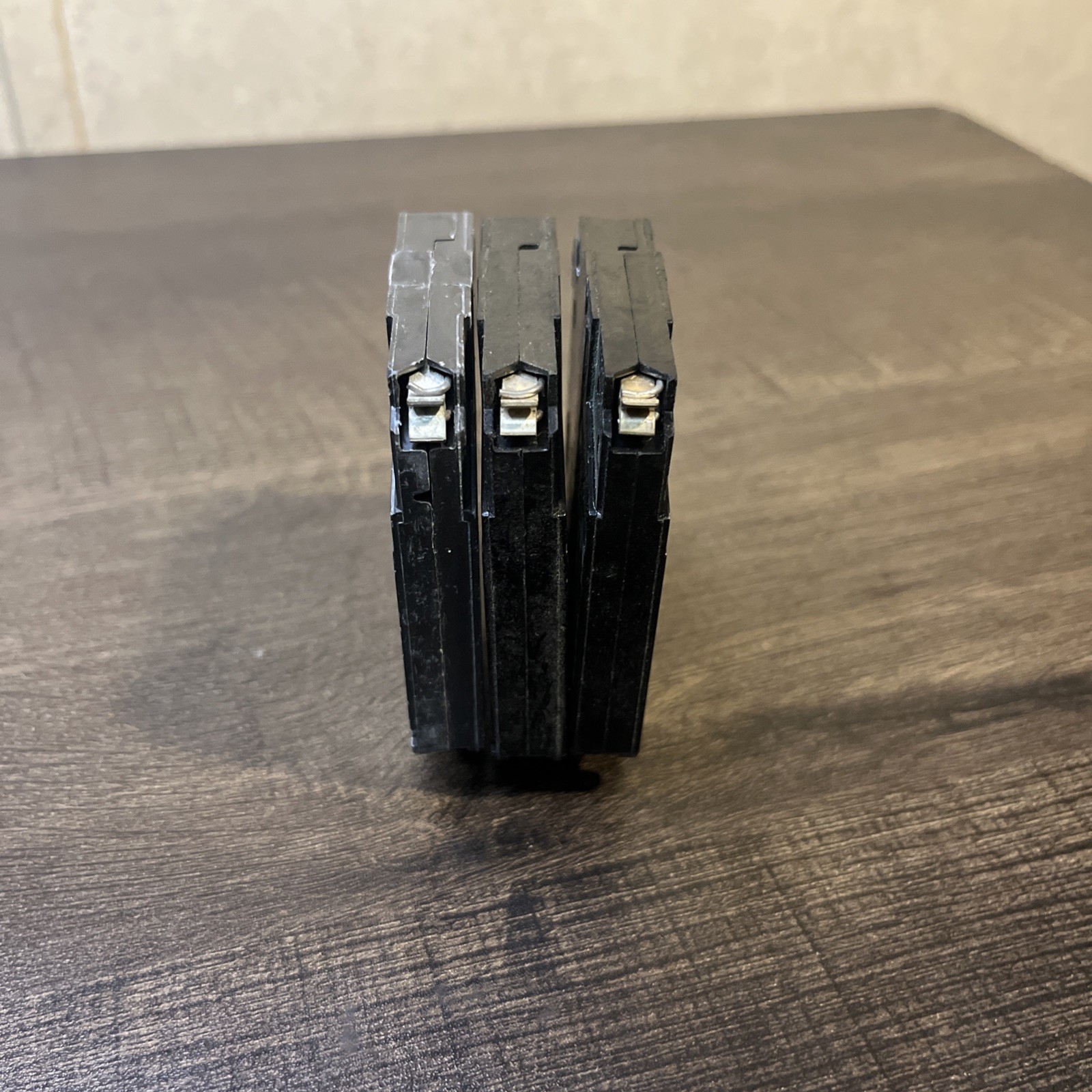 Lot of 3 GE THQP115 15A 120V 1 POLE TYPE TQP THQP CIRCUIT BREAKER