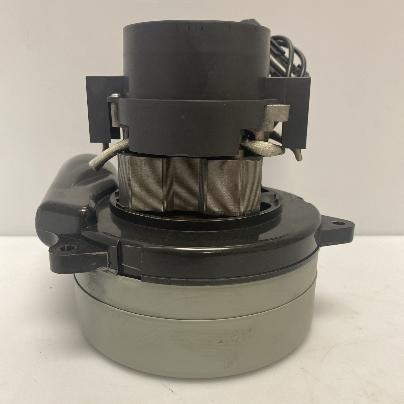 Windsor Karcher Chariot 2 iVac 24 CVC24 Vac Motor 36Vdc 2St Td 86012210
