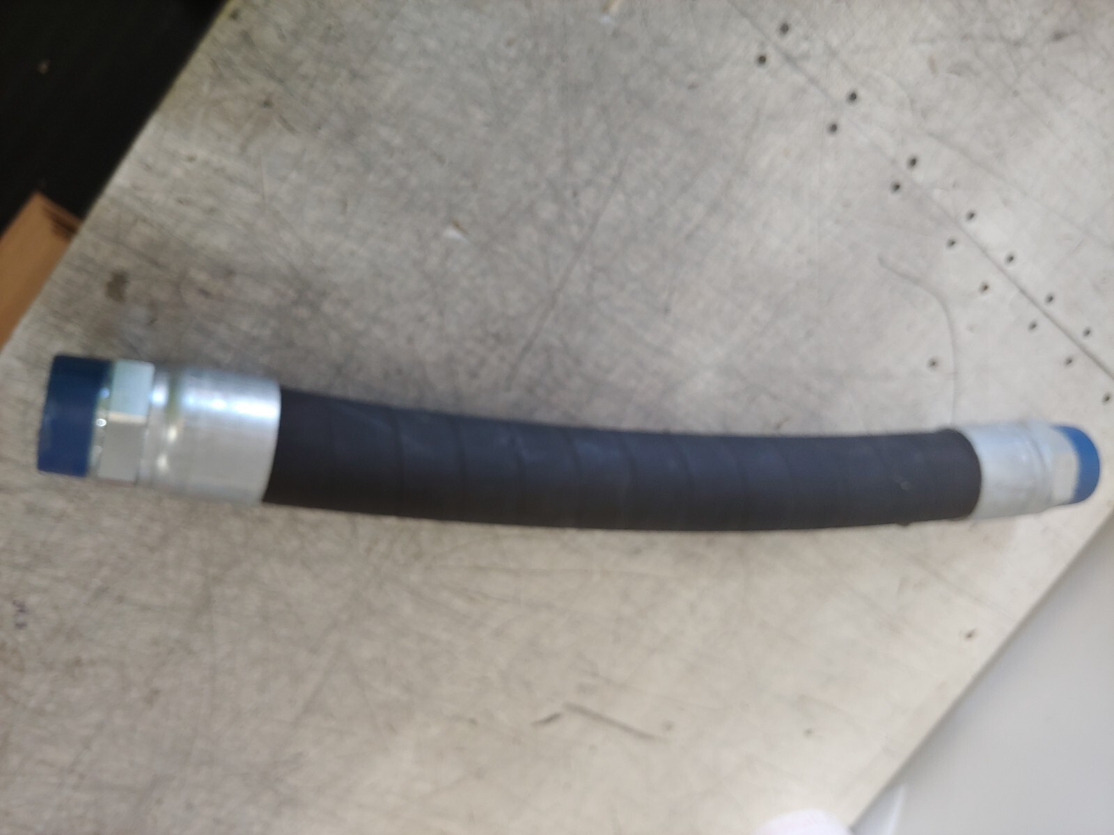 Parker F4220101-32-32-32-27.00 Hose Assembly