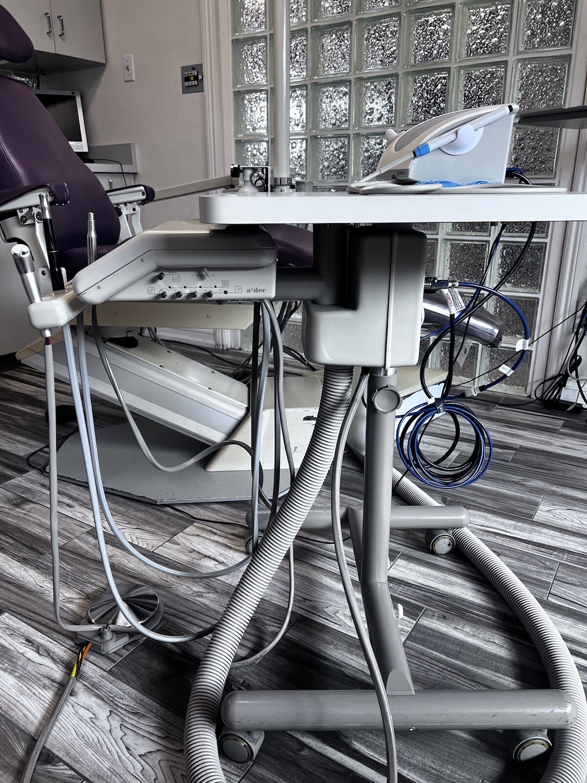 Adec Hygiene delivery unit 2671