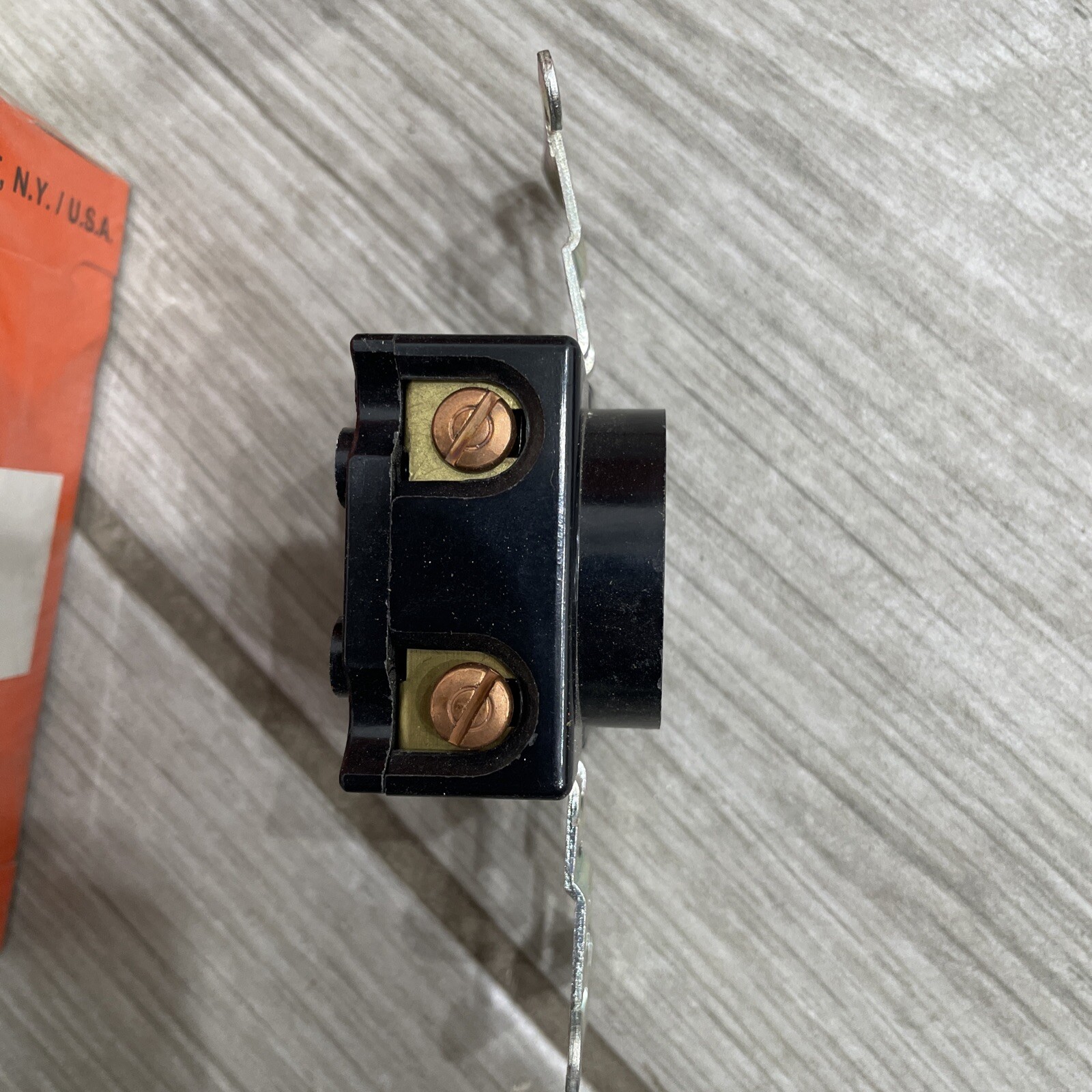 (C) (QTY 10) Pass & Seymour Single Receptacle NEMA 18-20R 7250 20A 120/208V⚡️
