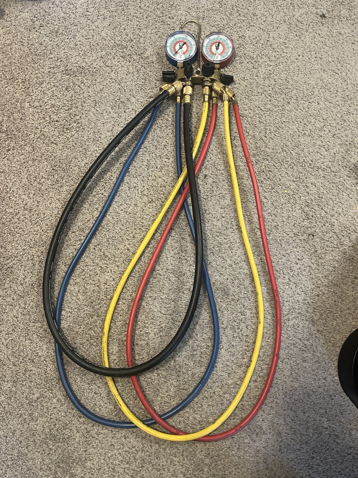 Just Better Revolver 4 Port Manifold Gauge With New Hoses