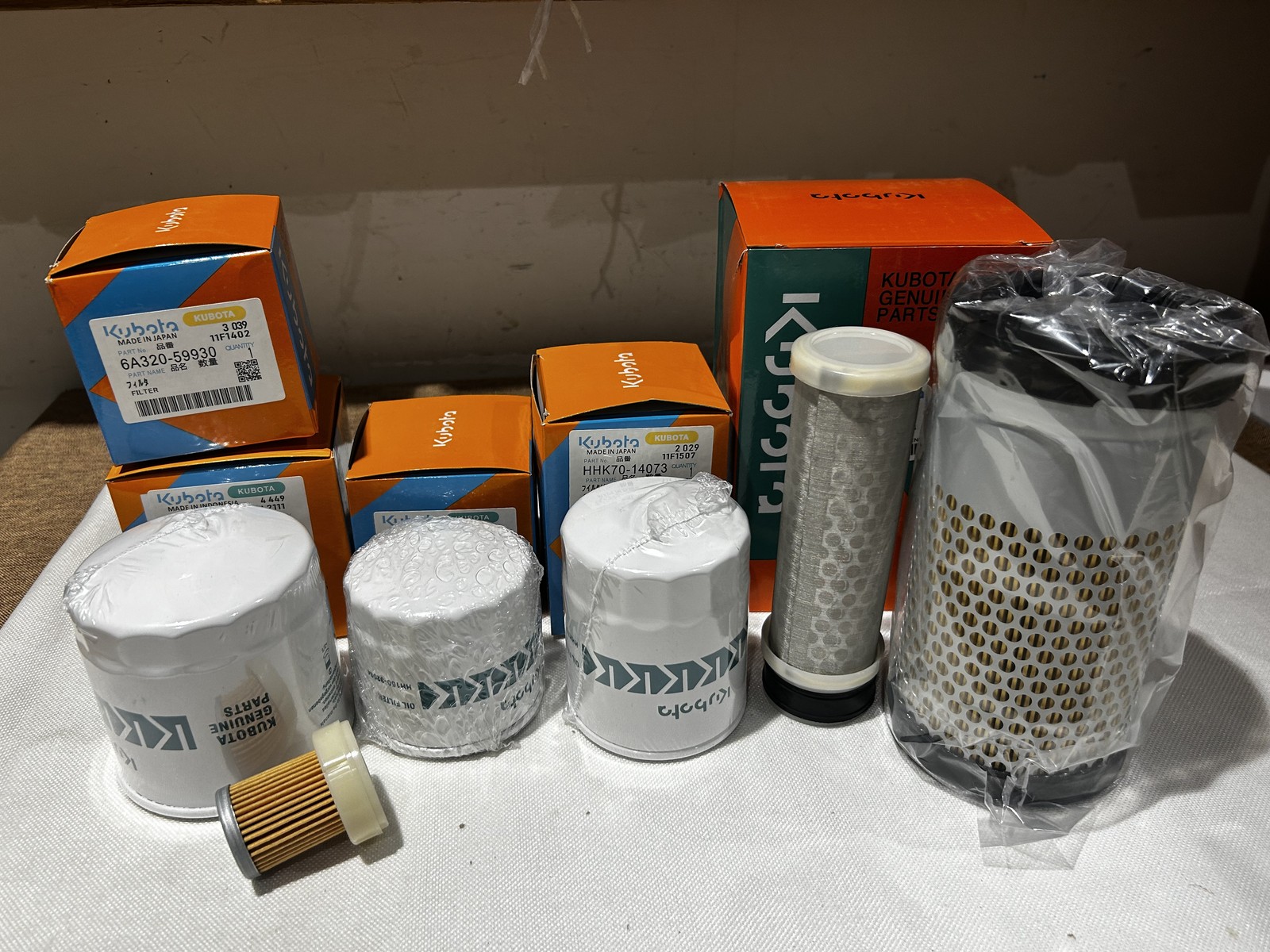 Genuine High Quality Complete Filter Service Kit for Kubota RTV-X1140 NEW