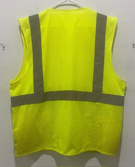 PIP Hi-Visibility Work Vest Size L Full Zip Front Pockets Inside Outside Yellow