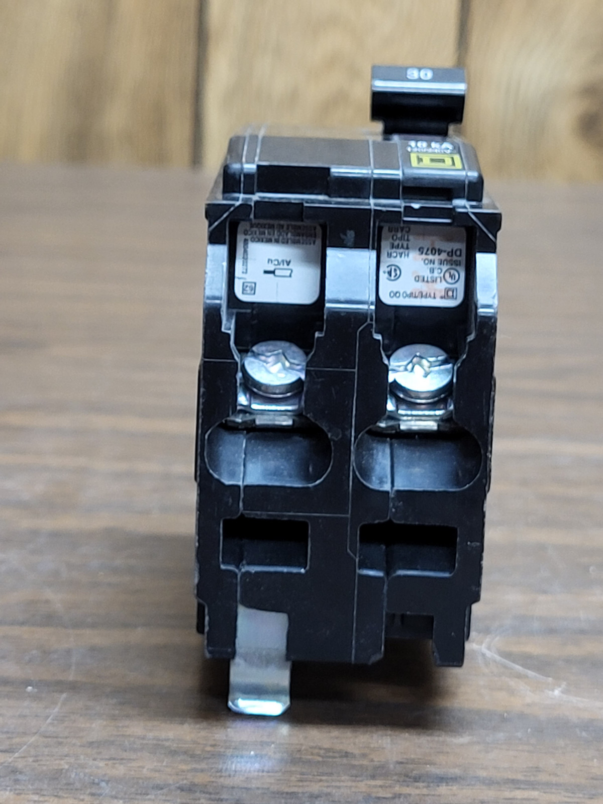 SQUARE D QO230 2 POLE 30 AMP 120/240V BREAKER