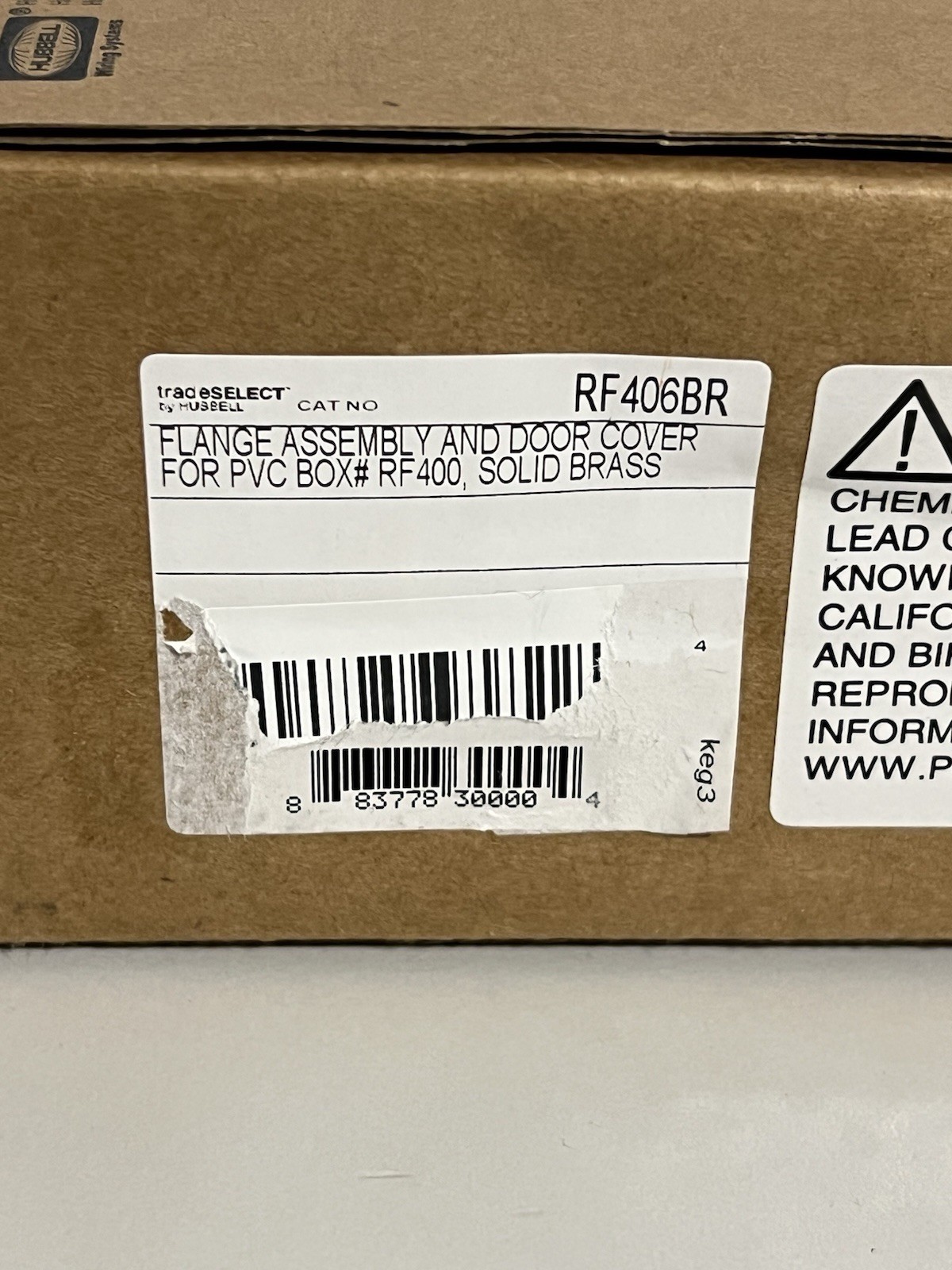 RF406BR Hubbell Pre-Assembled Flange Cover and Leveling Ring for Floor Boxes