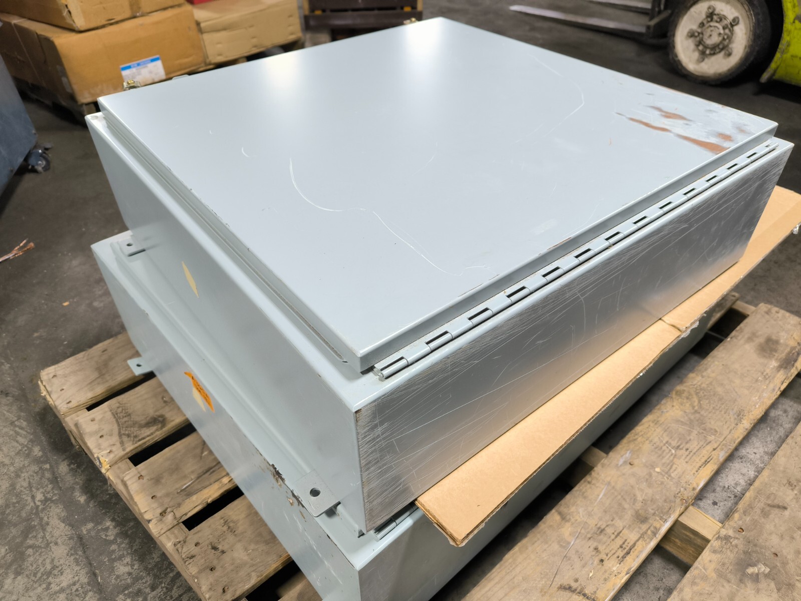 Hoffman A303008LP Industrial Control Panel Enclosure Type 12 13 Rainproof 30″