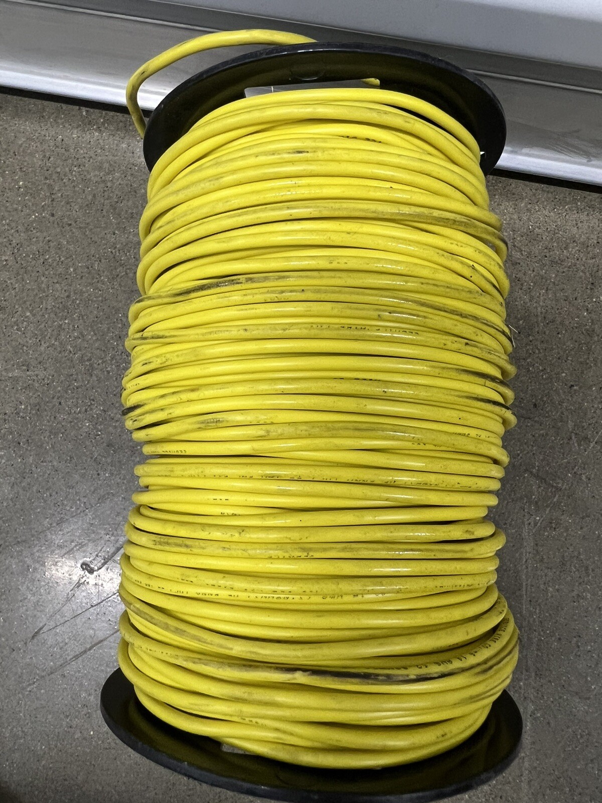 Service Wire Co 14 AWG 600 V 500′ Yellow Wire