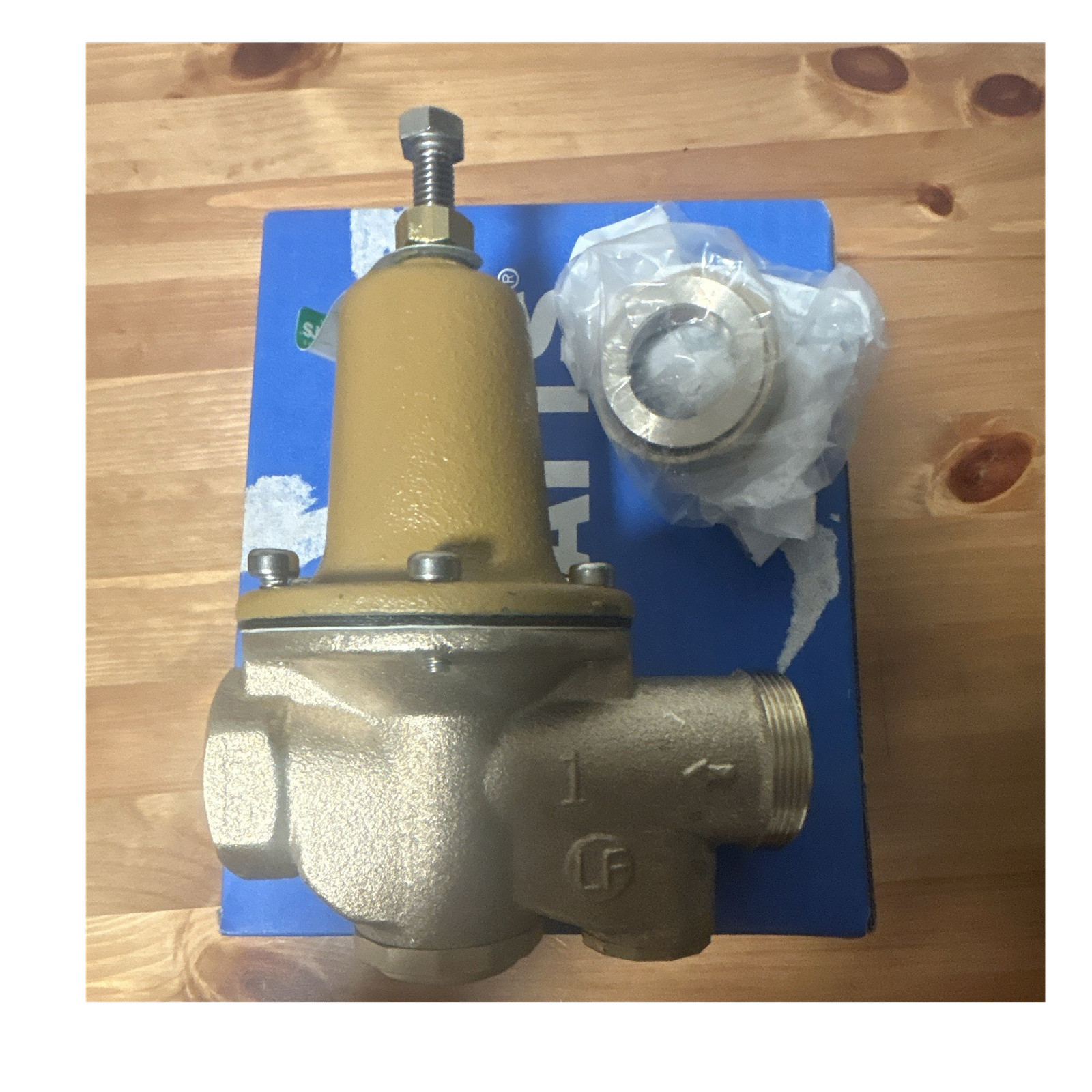 Watts LF25AUB-Z3 1 in Water Pressure Reducing Valve 25-75 psi Single Union