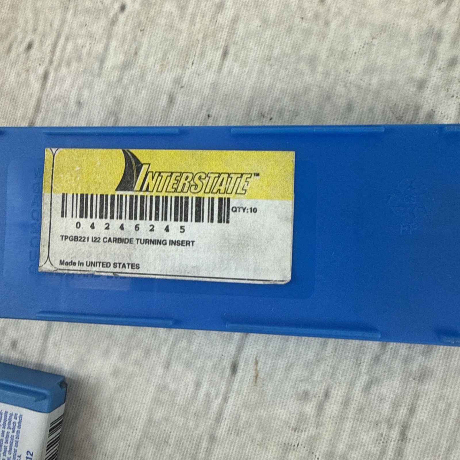 Lot Of 43 Mostly Valenite Carbide Inserts – Various Sizes – See Pics