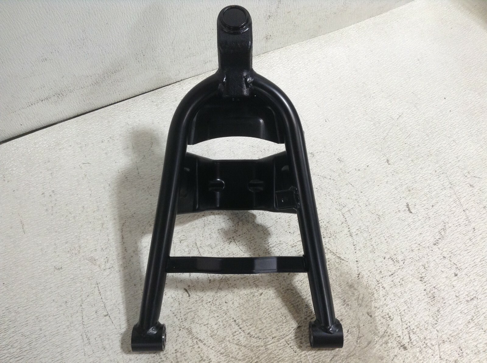 TGB 516367 Lower Right Hand (Front) Arm Set New (TSC)