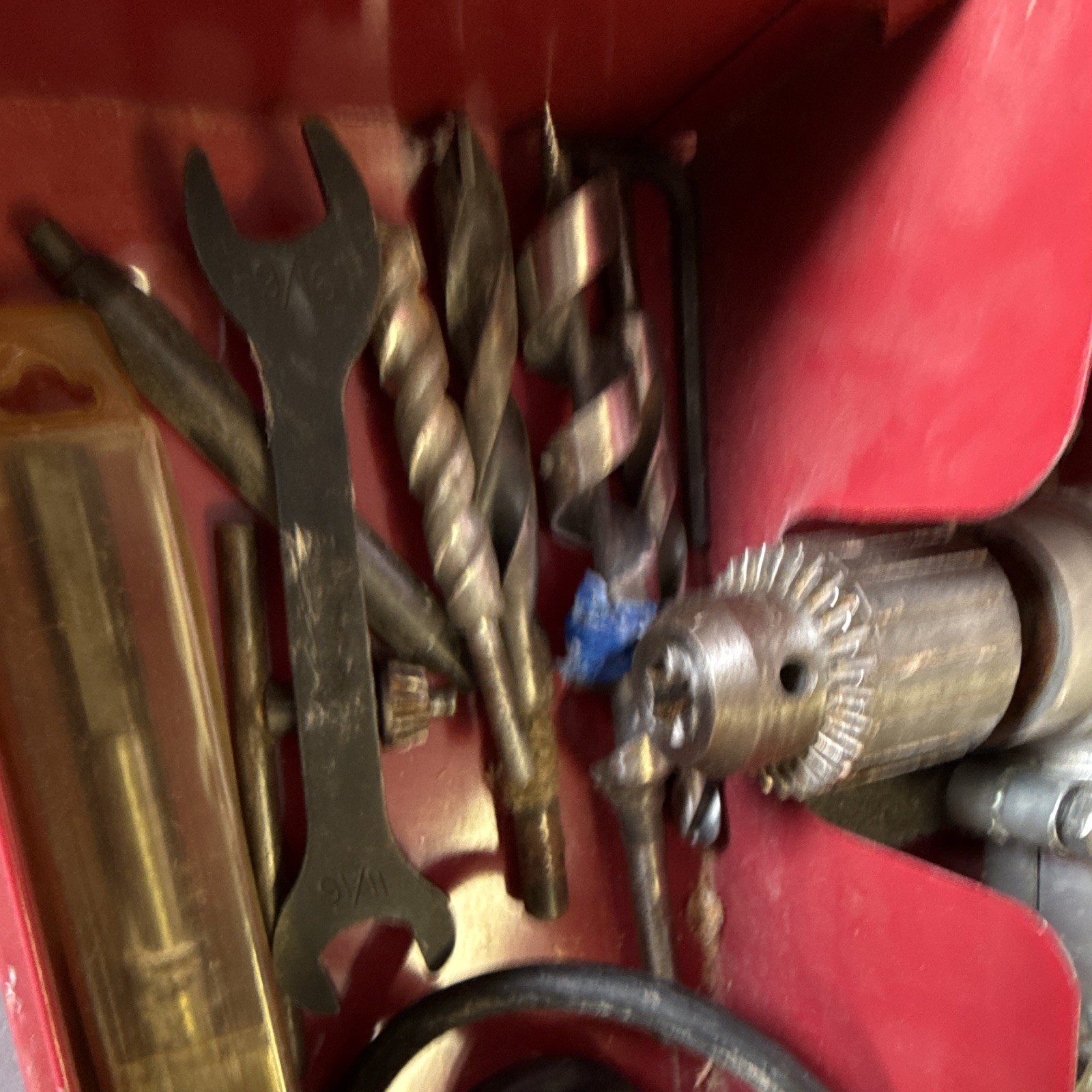 Milwaukee 1107-1 Heavy-Duty Right Angle Drill Kit with Metal Case & Accessories
