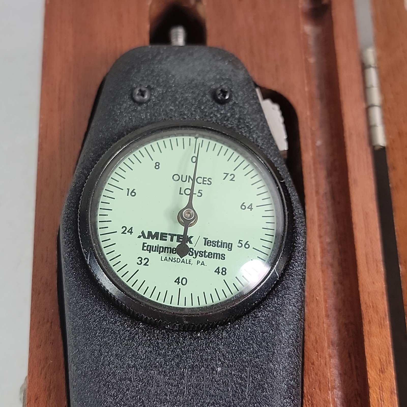 Vtg Ametek LO-5 Force Test Meter Ounces – With Wooden Case – Untested