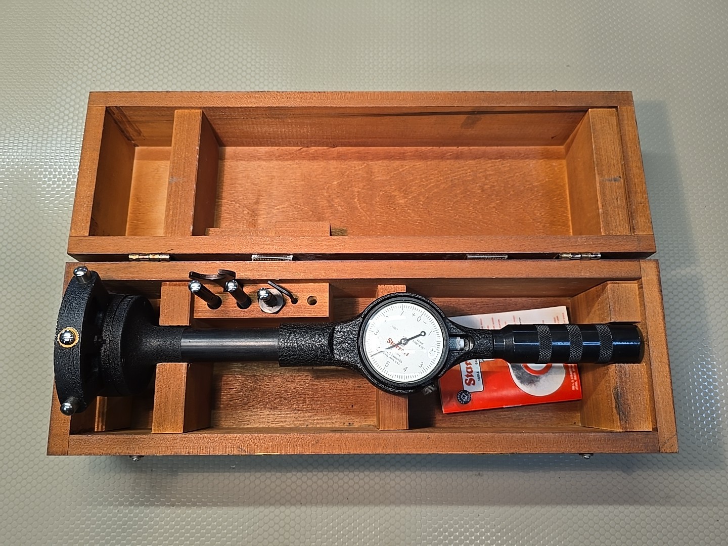 Starrett No. 84-111-6 Dial Bore Gage 5.000″-8.125″ Range, .0001 Resolution *MINT