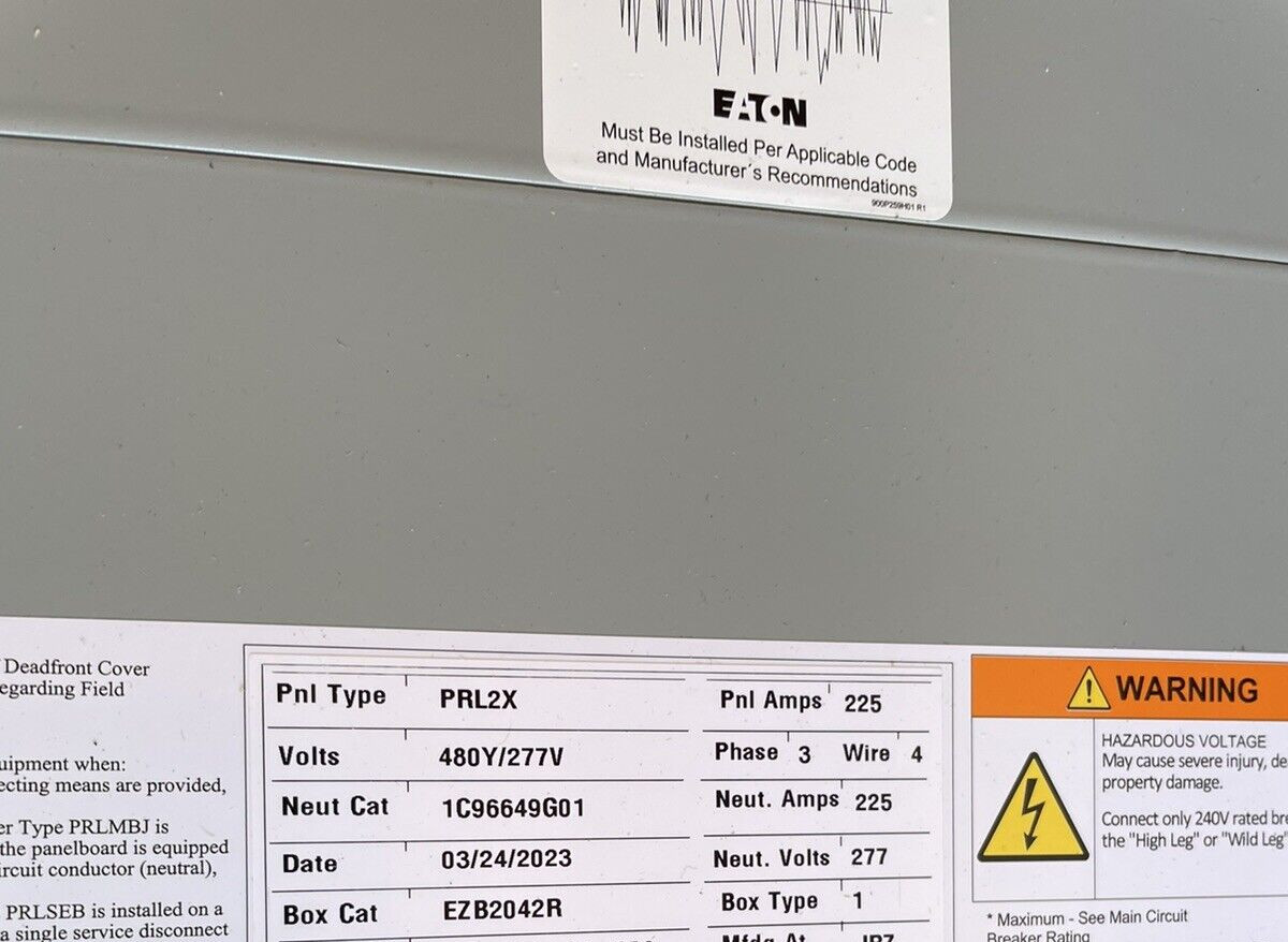 1- 225AMP 480V 42CKT MAIN LUG 3PHASE 4 WIRE COMPLETE PANEL NEMA 1 SURFACE 42″