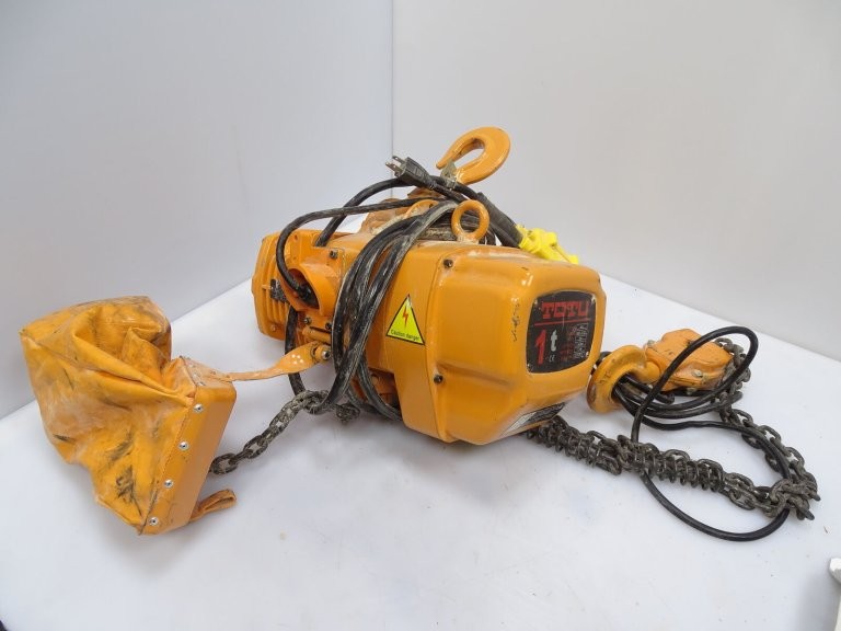 TOTU HHBB 01-02S ELECTRIC CHAIN HOIST (134339 – USED)