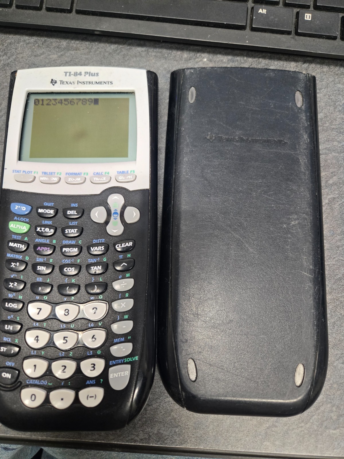 ​Texas Instruments TI-84 Plus Graphing Calculator Black Tested Working Cover