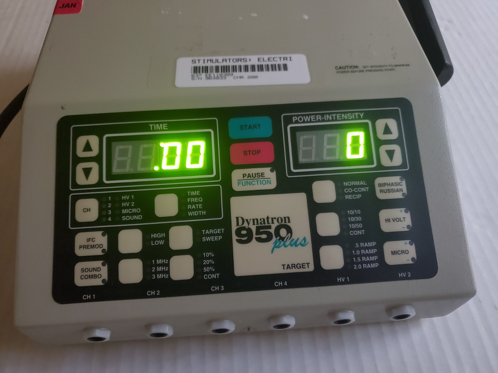 Dynatron 950 PLUS Ultrasound Stimulator DRF-100. SN#964833 POWER TESTED