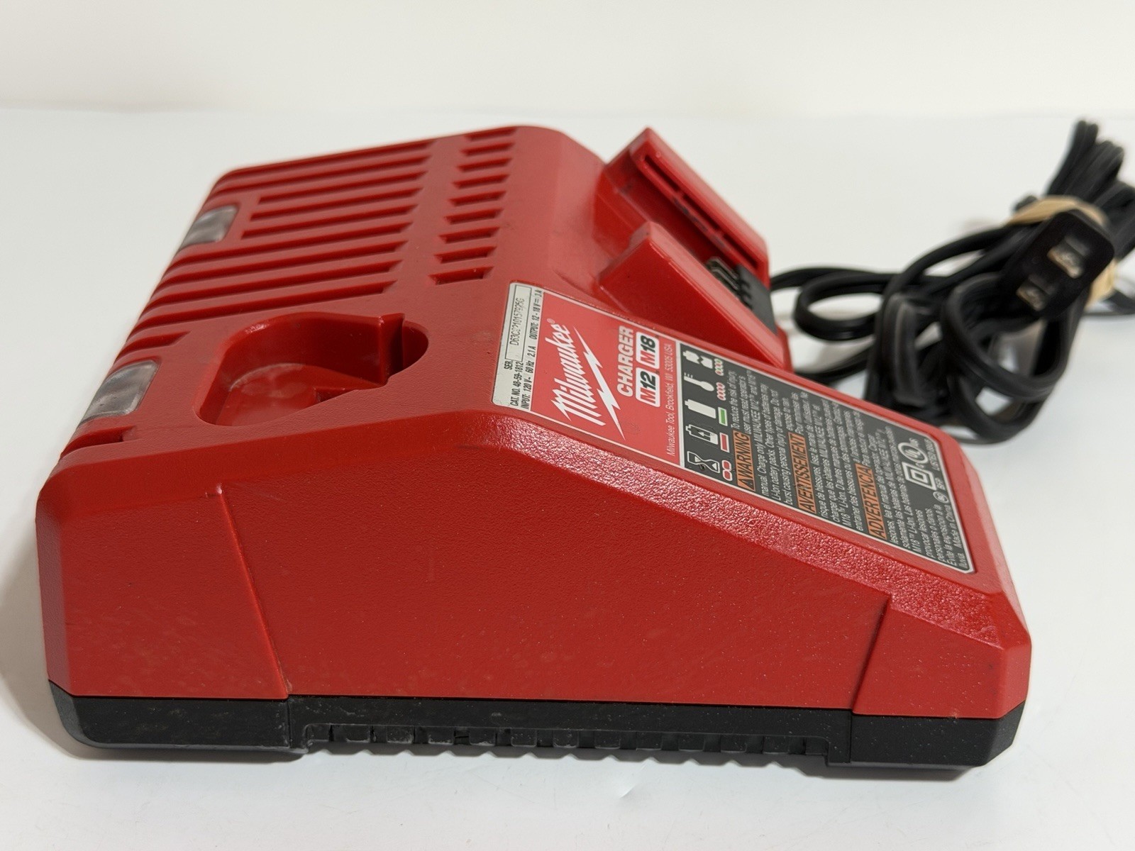 Milwaukee Genuine M18 M12 volt Lithium Charger 48-59-1812