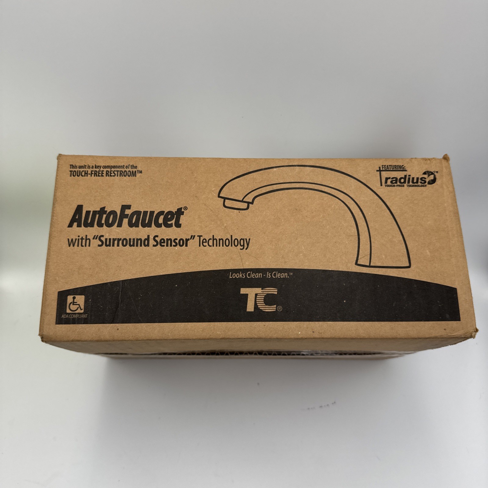Rubbermaid AUTOFAUCET® MILANO Milano® Hands-Free Sensor Faucet Chrome # 1782742