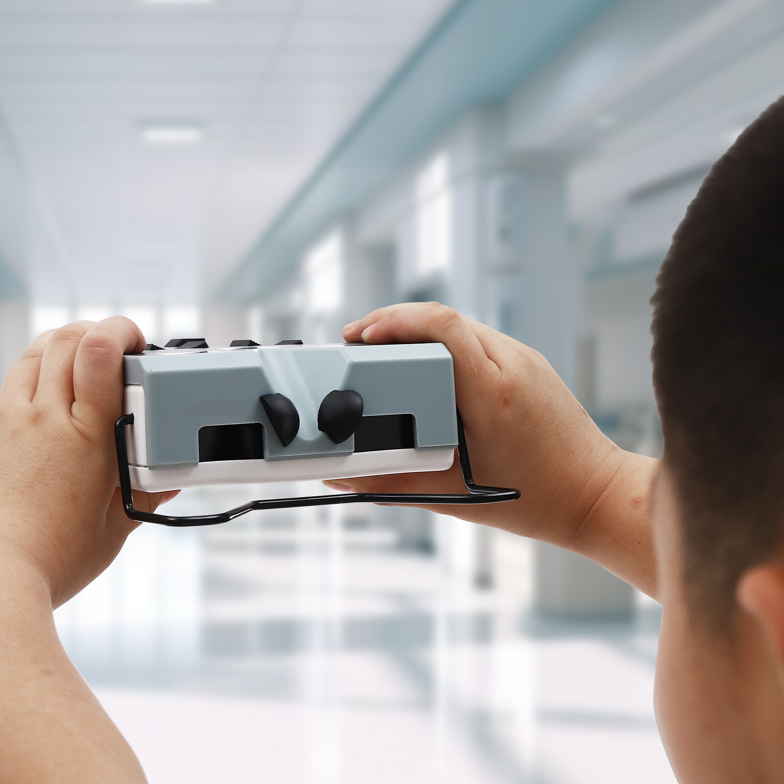 Optical Digital Pupilometer with LCD Display for Precise Pupillary Distance