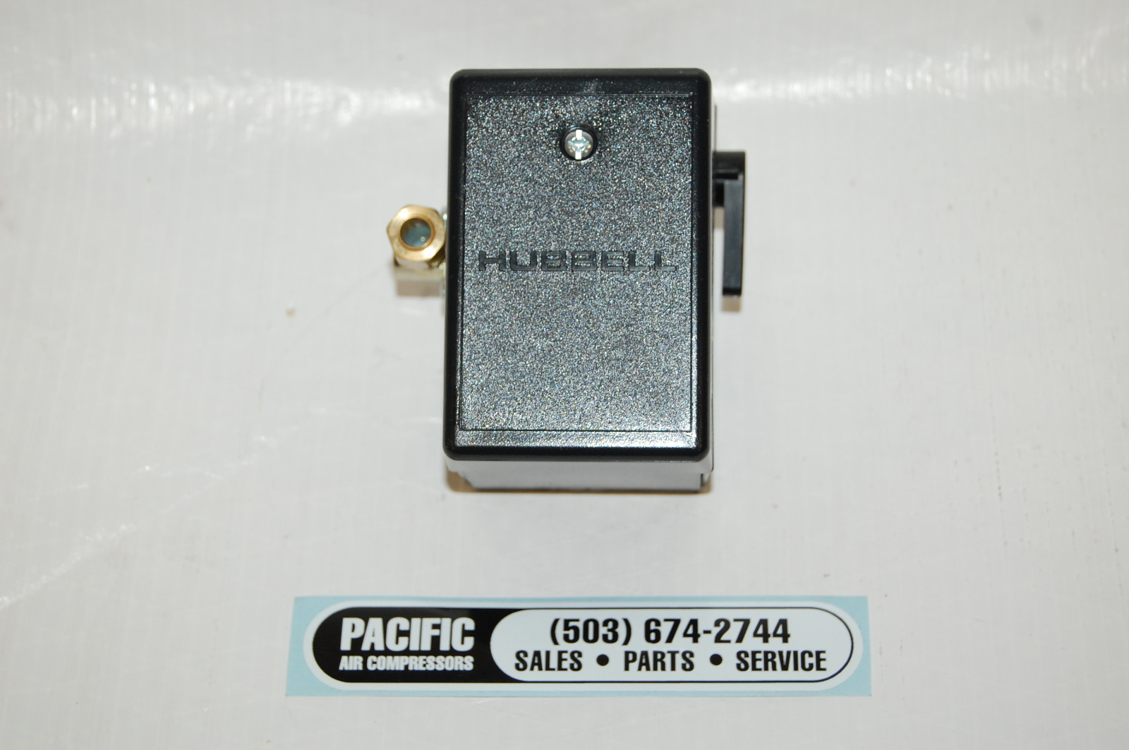 FURNAS HUBBELL 69MC8 PRESSURE SWITCH 115 ON-150 PSI OFF 1/4” FPT